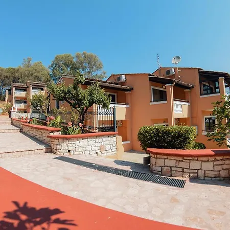 מלון דירות Solea 3*